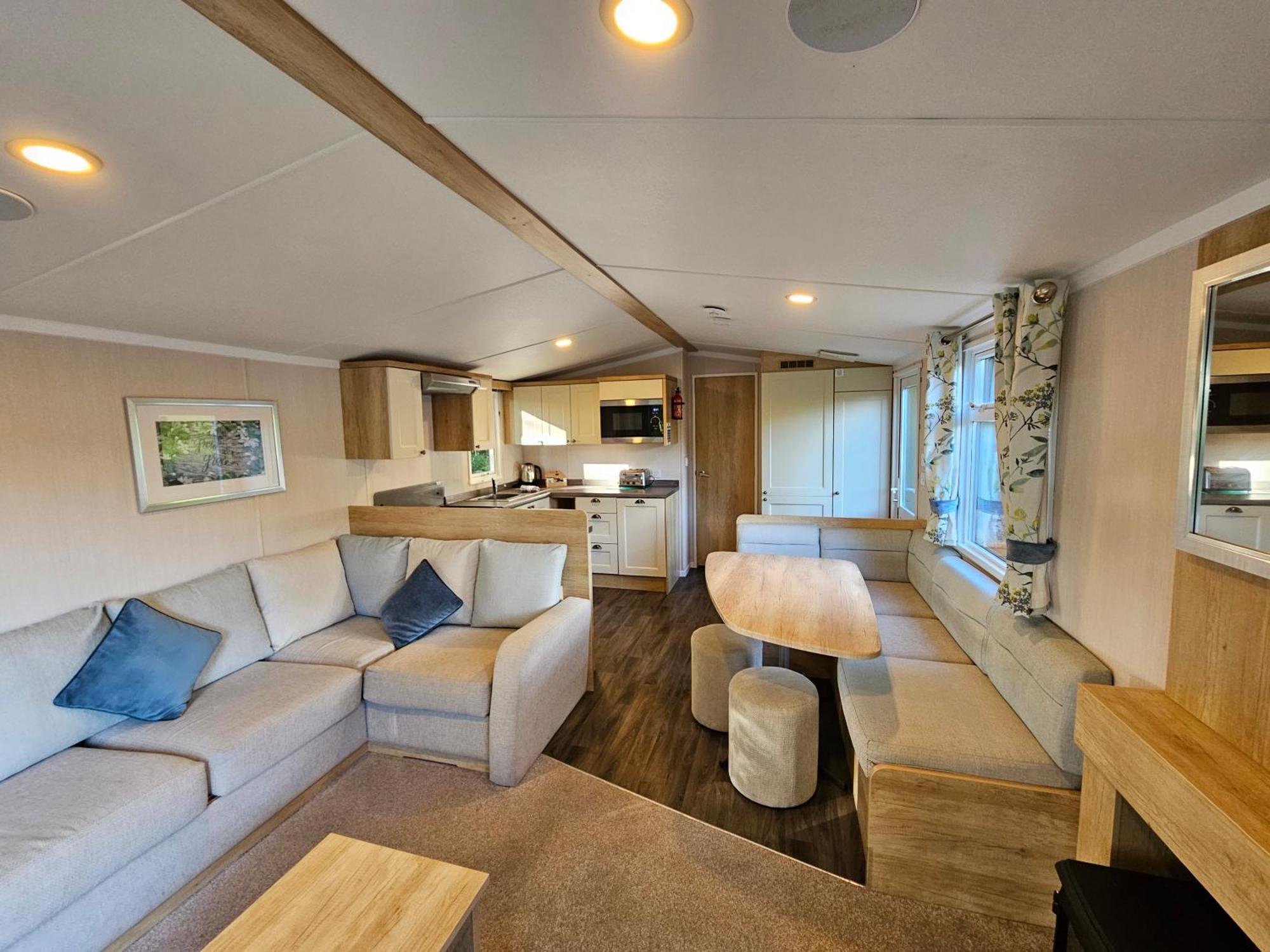 Llanrhidian Holiday Park Llanmorlais Экстерьер фото